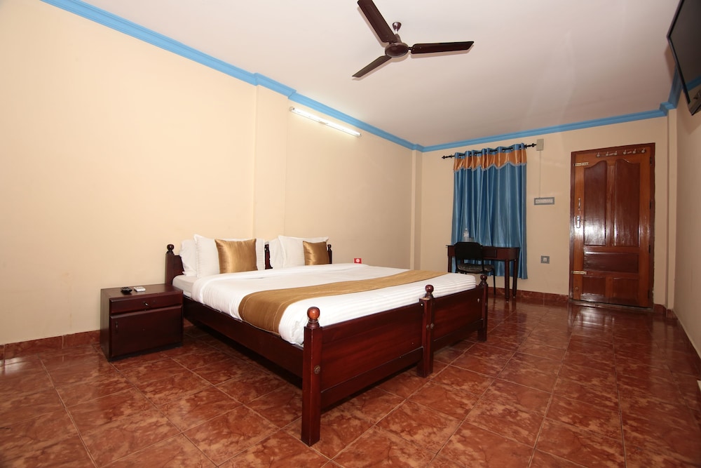 OYO 6711 Geojo Residency