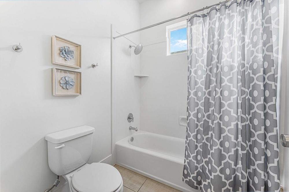 Villa #18 At Bloomington Country Club 4 Bedroom Townhouse