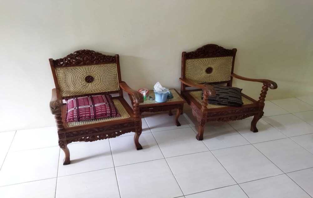 Borobudur Kampung Homestay - Sri Udaneni view 3