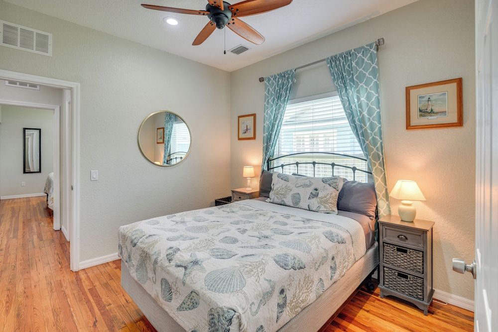 2 Blocks to Canal St: New Smyrna Beach Home