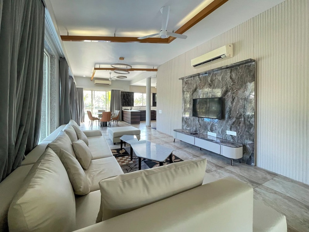 Kings Villa