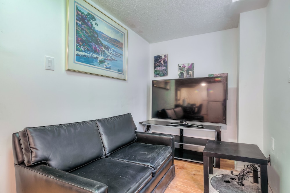 Ajax Suites