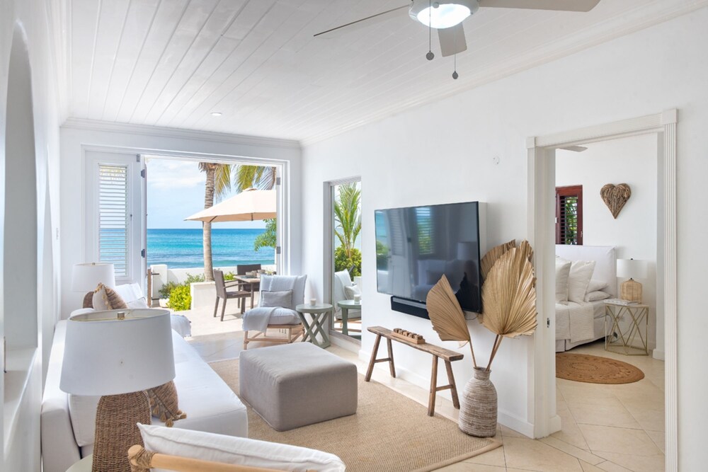 Exceptional Beachfront Living - Milord Sunsets 3 Bedroom Home by Blue Sky Luxury view 5