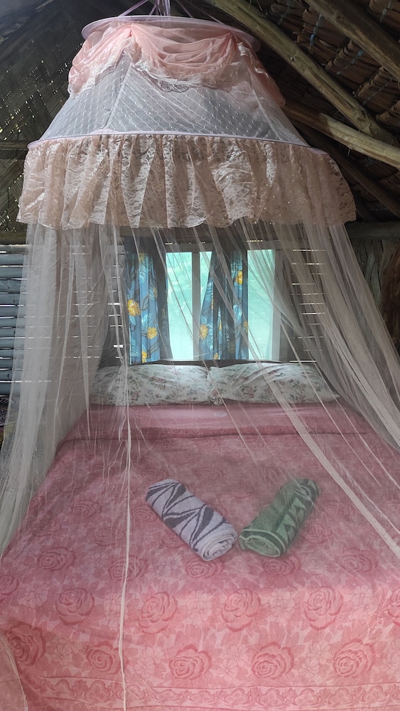 Jungle Oasis Bungalows view 2