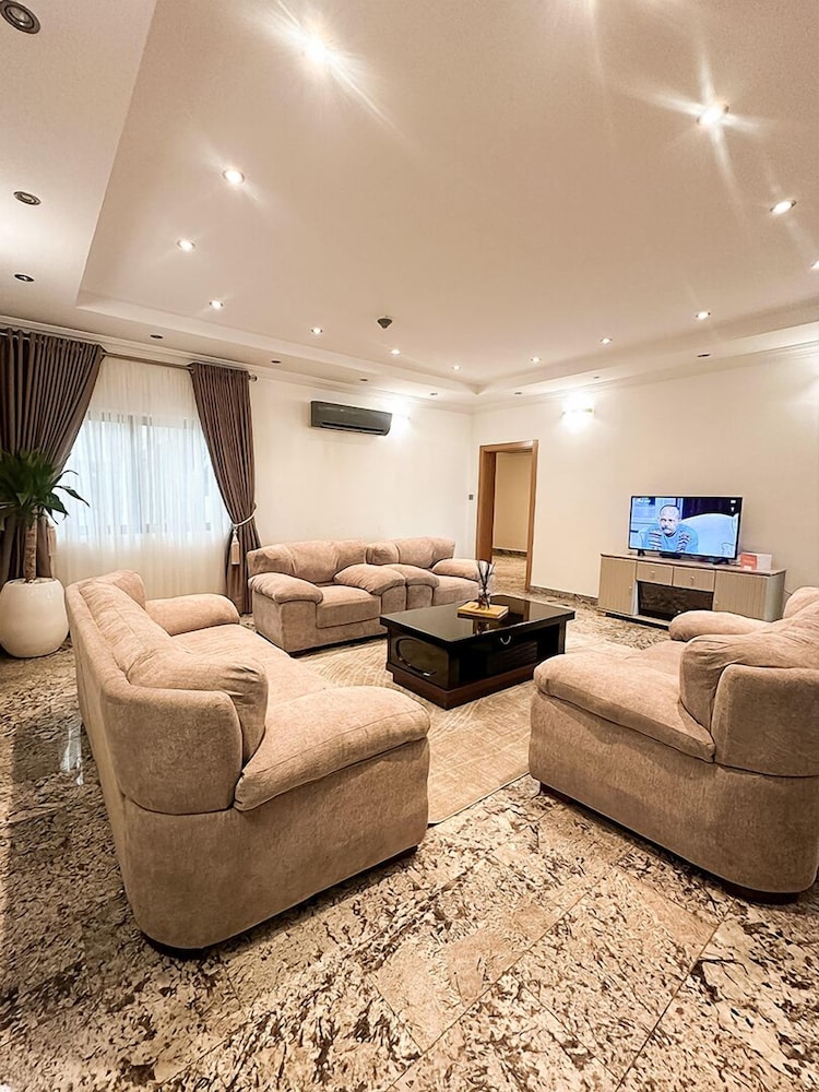 George Residence SDA Court Ikoyi