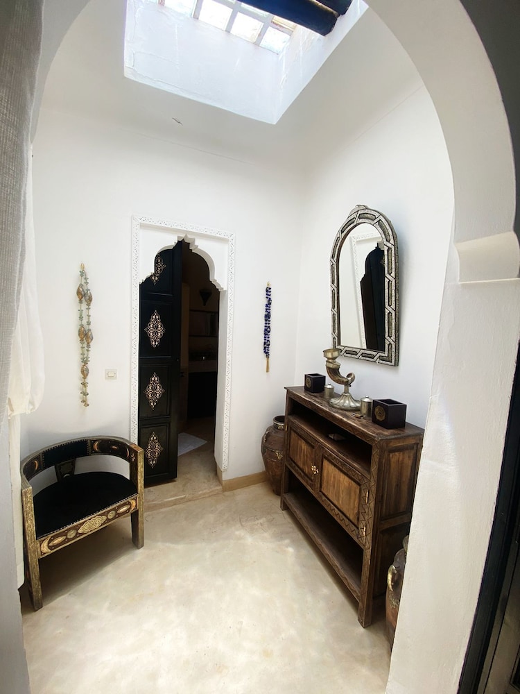 Riad Essaada