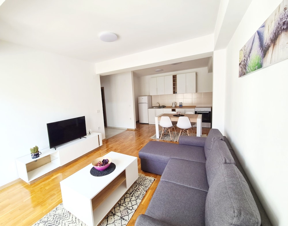 Urban Serviced Apartments