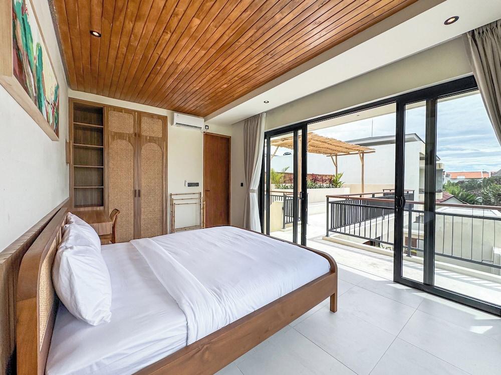 Athaya Canggu Villas by Nagisa Bali