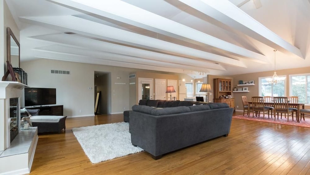 Bay View Loft