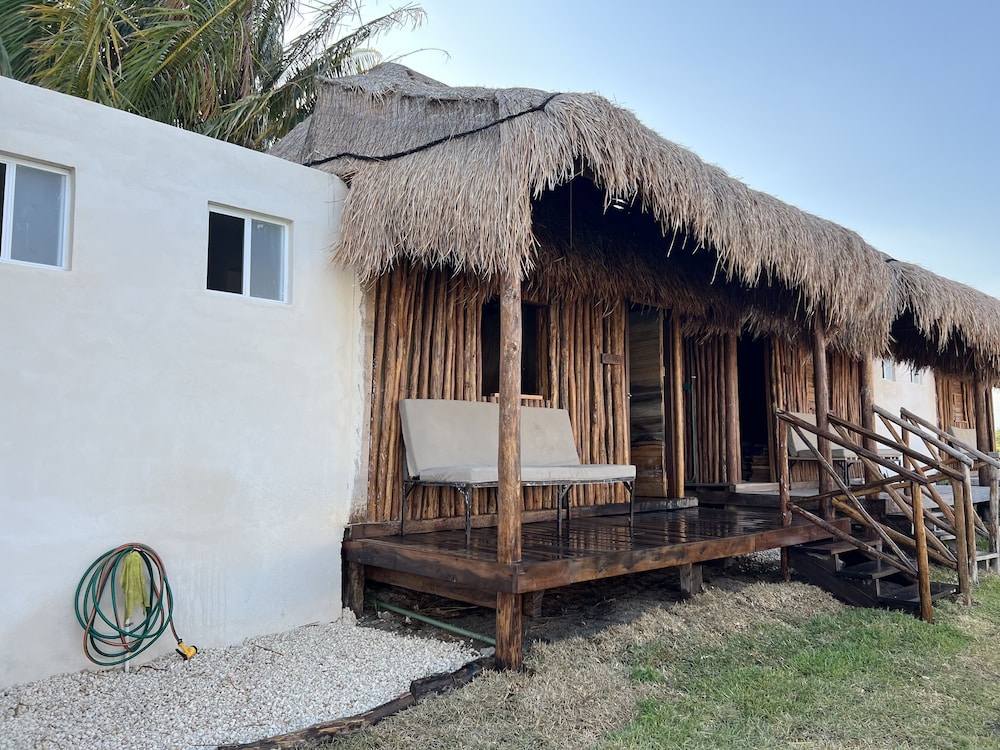 Paraiso Cocoyito Ría view 2