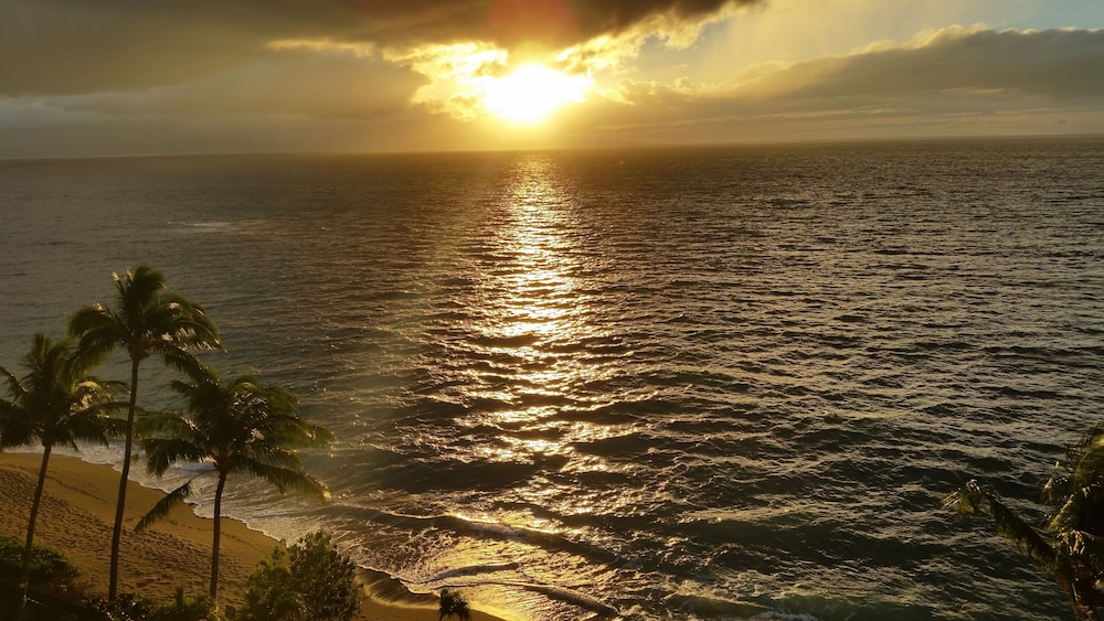 Royal Kahana Resort by rkmaui