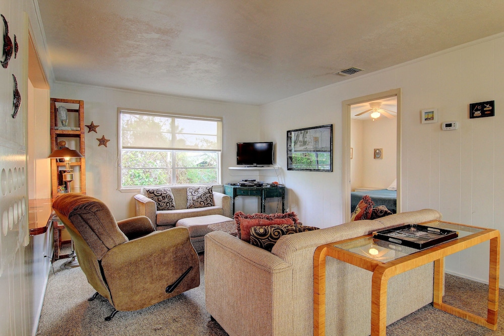 Harbor View CV411