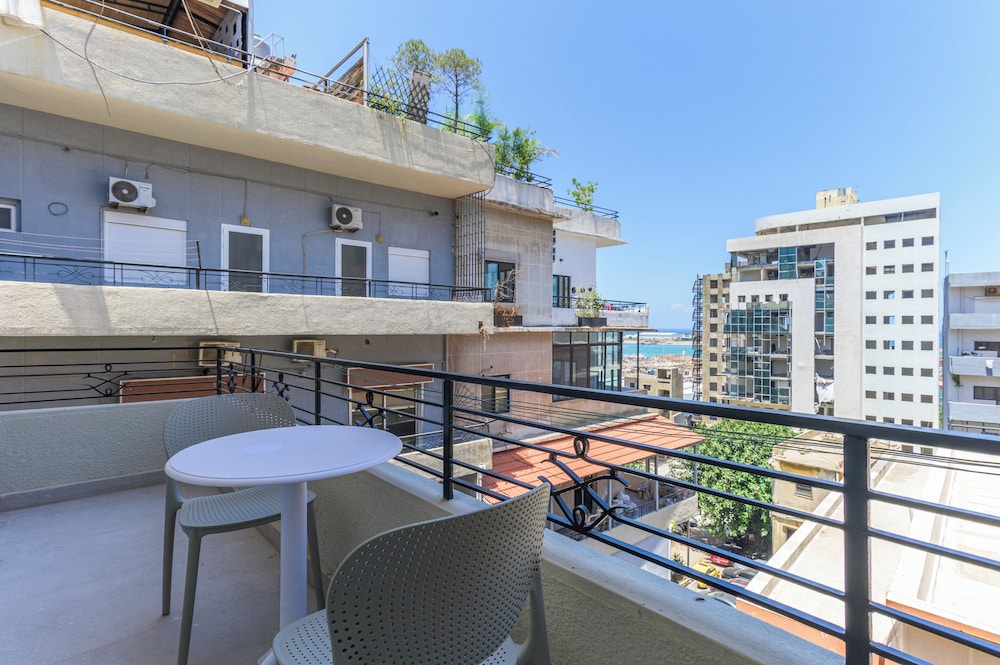 Calliope 2-BR Apartment in Gemmayze