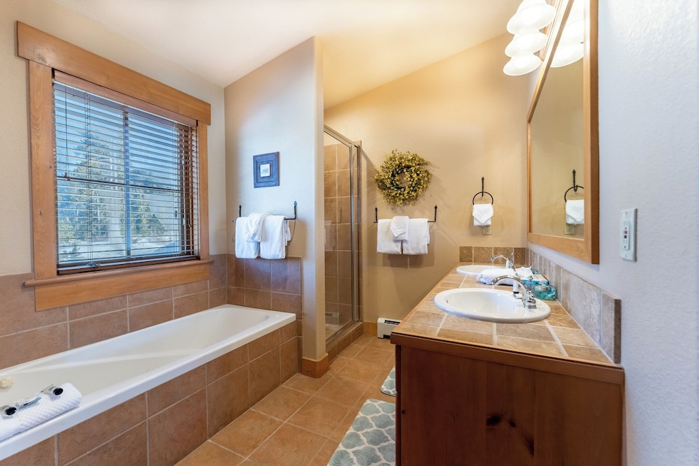 Elk Run Villas #9576