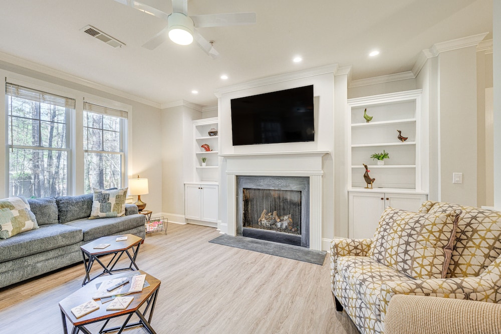 Chic Greensboro Condo w/ Lake Oconee Access!