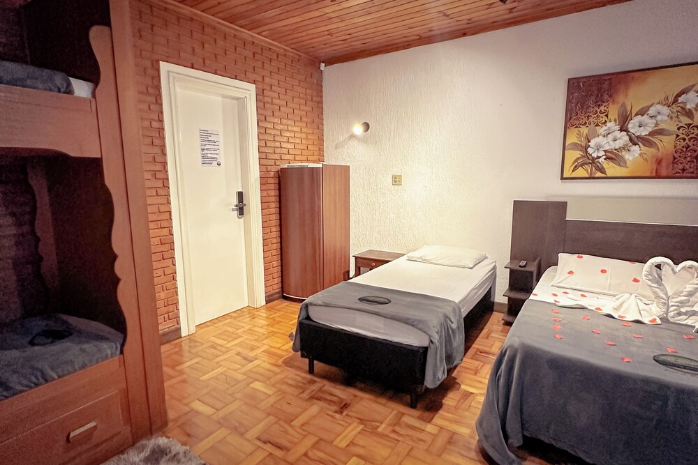 VELINN Casa de Campos Capivari House