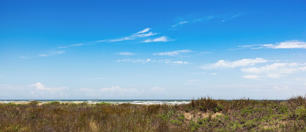 Breakers Pointe by Ryson Vacation Rentals
