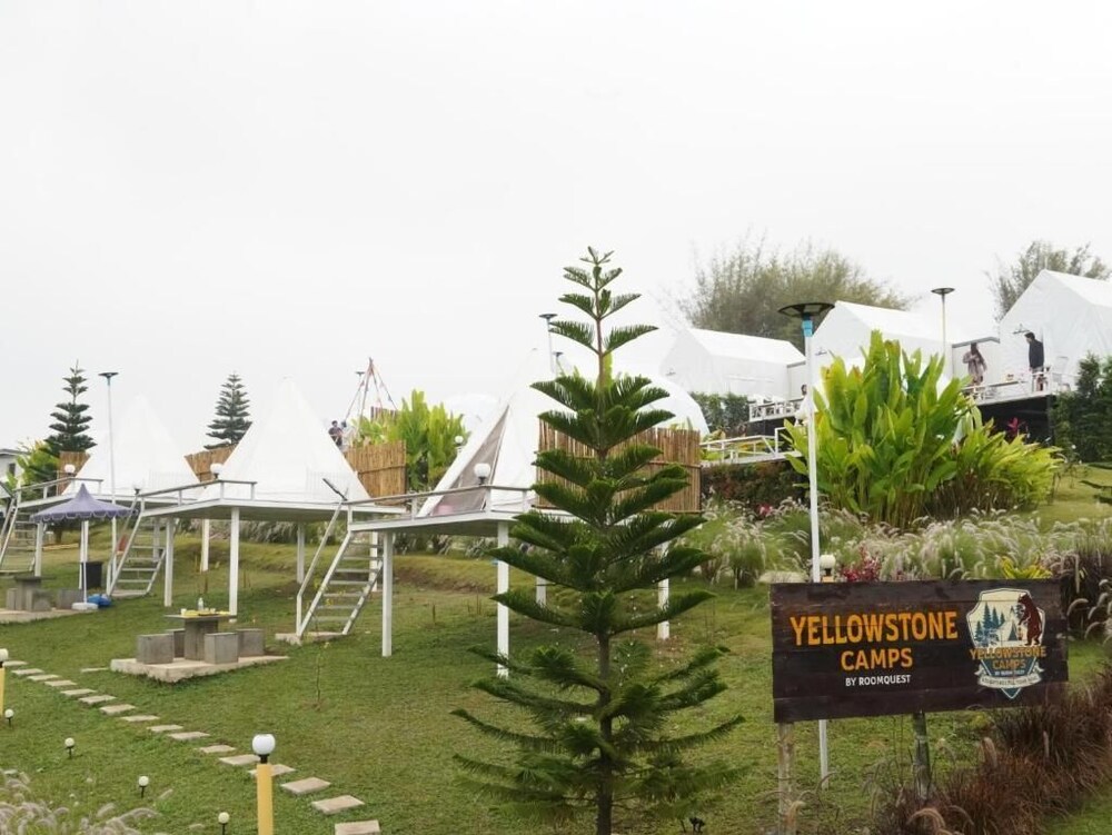 Yellowstone Camps O2 Zone Khao Kho view 3