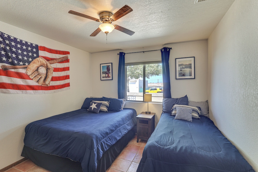 Swim, Grill & Chill: Lake Havasu City Getaway