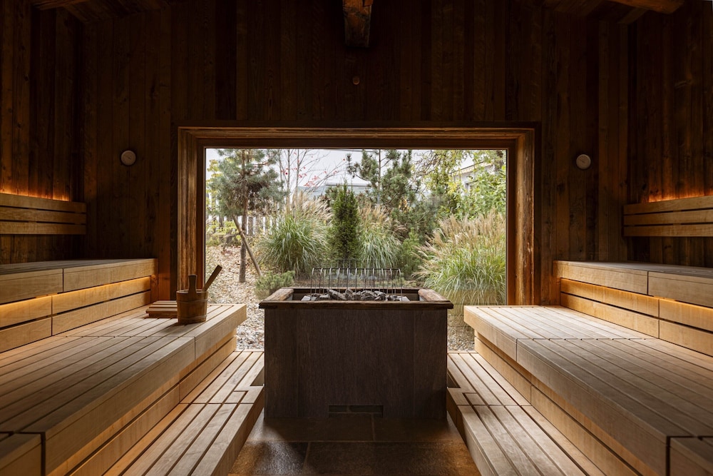 Beautiful Chalet With Swimming Pool