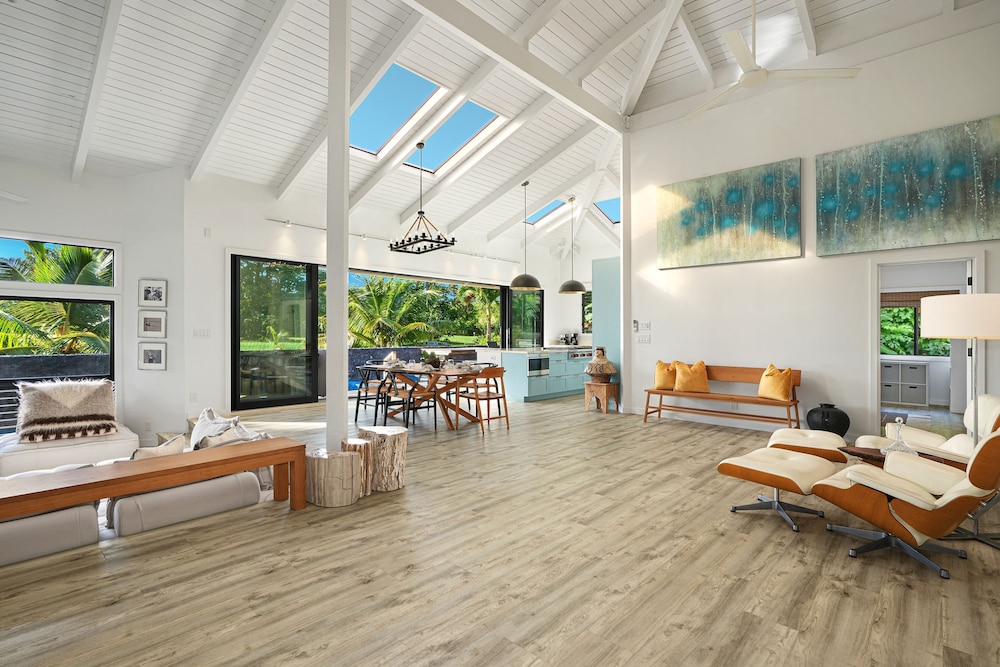 Kamalani Modern in Princeville