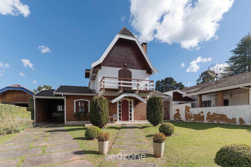 Large House W/fireplace in Campos do Jordao Ras175