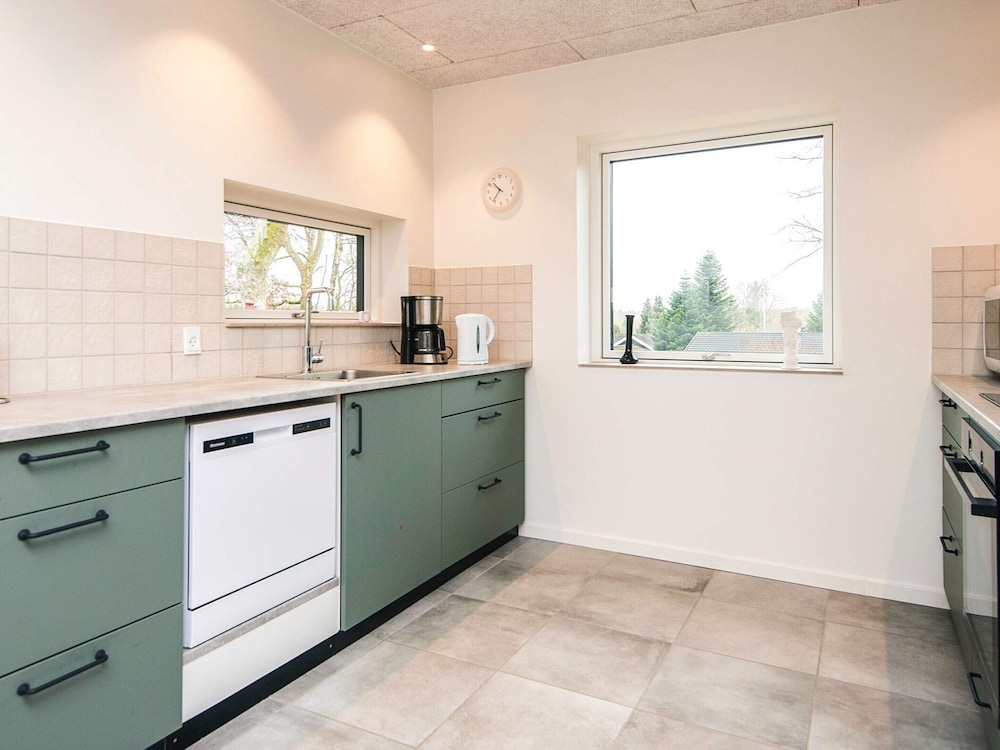 4 Star Holiday Home in Farvang