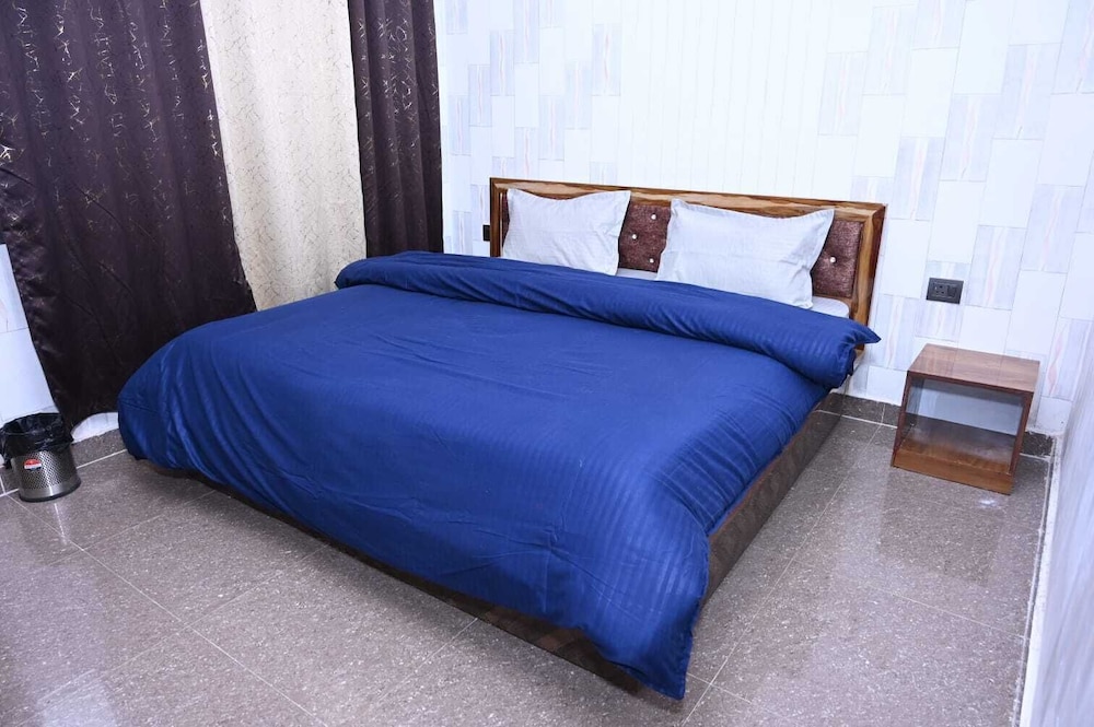 Family Home Stay