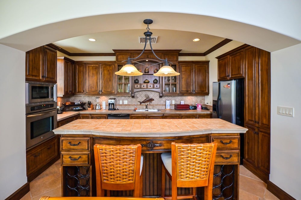 Montebello 2C - 3 bdr 3 Bath Ocean View view 4