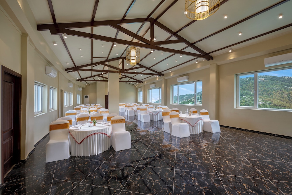 meeting & event spaces
