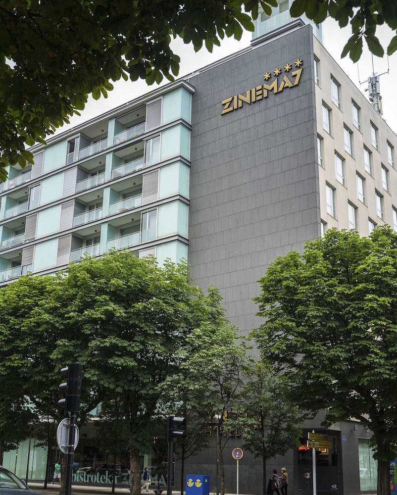 San Sebastian Vacations - Zinema7 - Property Image 31