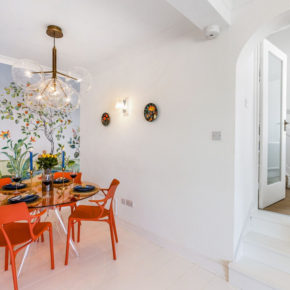 Vane Tower- Historic Retreat With Panoramic Sea Views