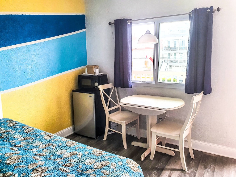 The Coral Sands Motel