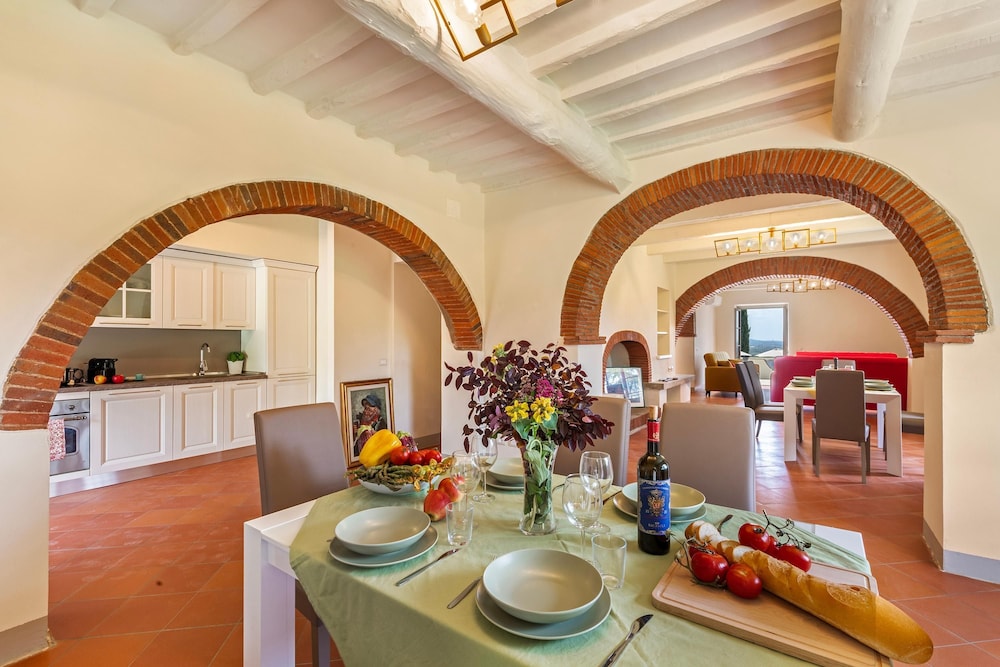 Amazing Panoramic Villa La Poggiola