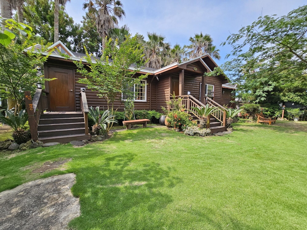 Valley Log Pension