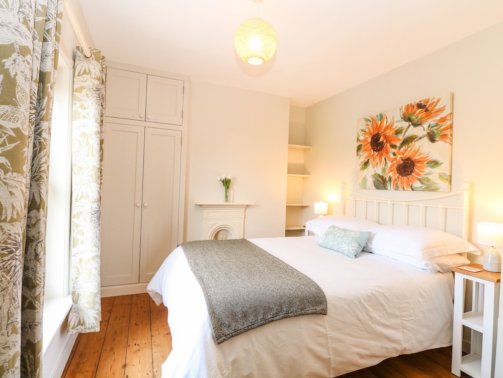 8 Melinda Cottage