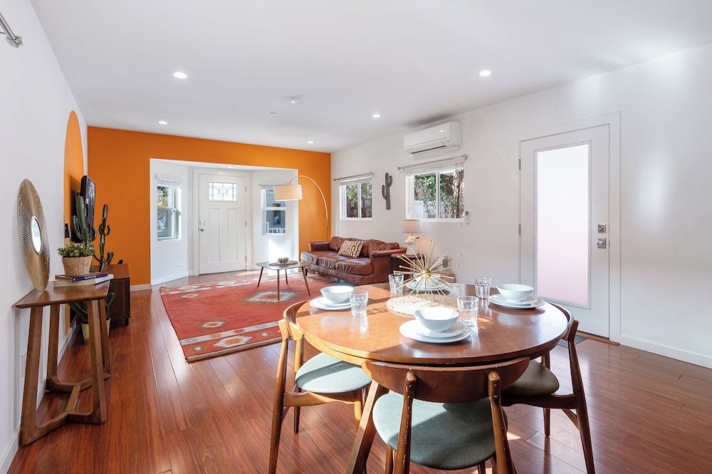 The Gower Street Bungalows by AvantStay