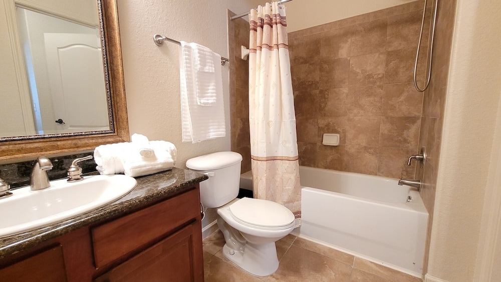 Bp817cp 3bed Condo At Bella Piazza Resort Amenities 3 Bedroom Condo