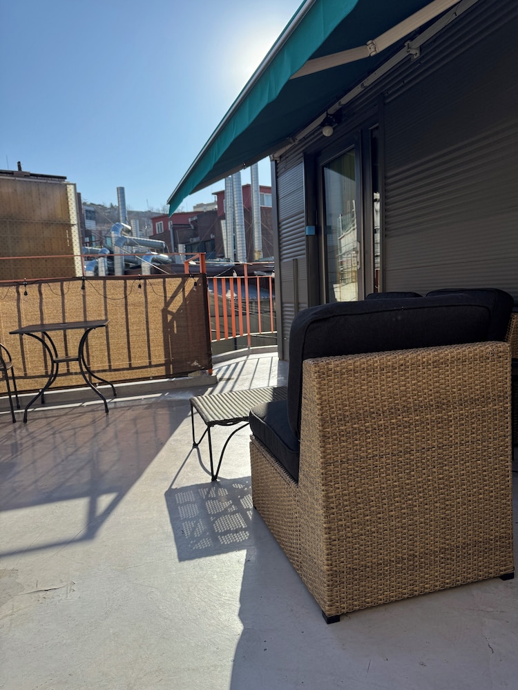 Hongdae Private Guesthouse