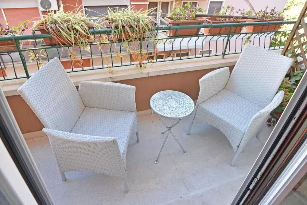 Friendly House Rome