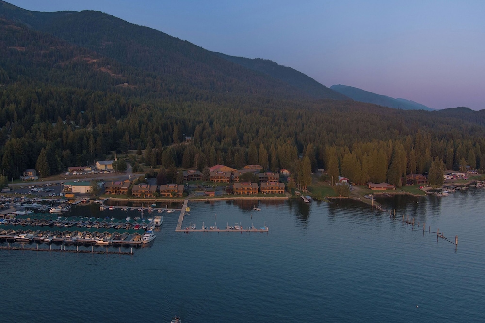 Pend Oreille Shores Resort
