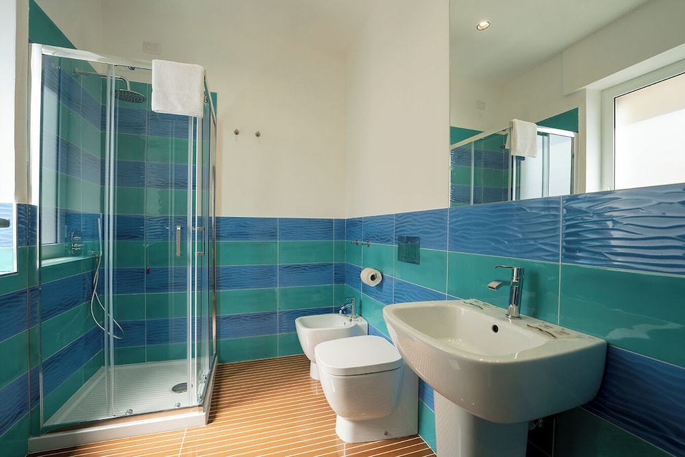 H.R. BOUTIQUE PORTO NAPOLI CENTRO by ClaPa Group Dislocated Hospitality