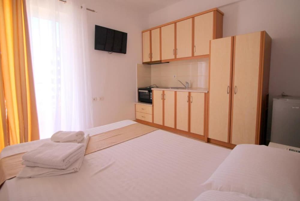 AR Apartments