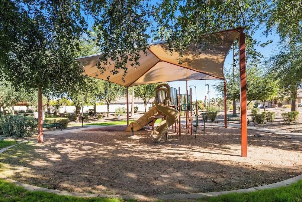 Chandler Hideaway - Relax & unwind