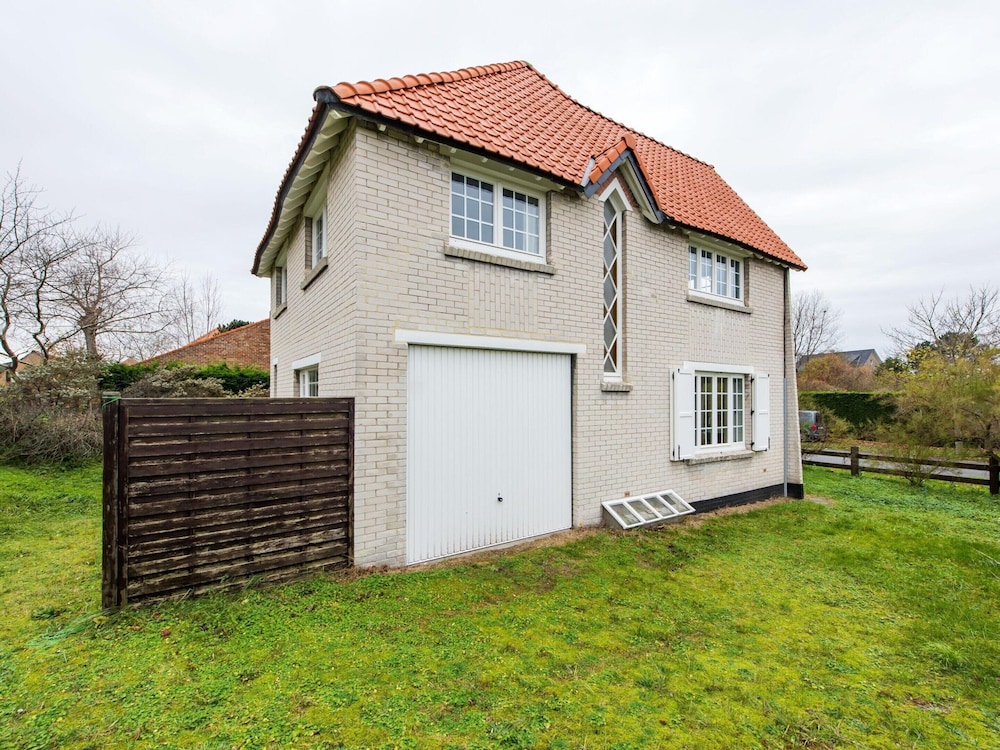 Villa in Koksijde Near Hoge Blekker Dunes