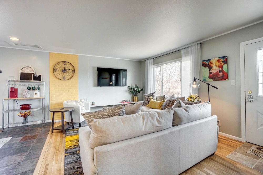 Laramie Vacations - Laramie Vacation Rental: 2 Mi to Downtown! - Property Image 1
