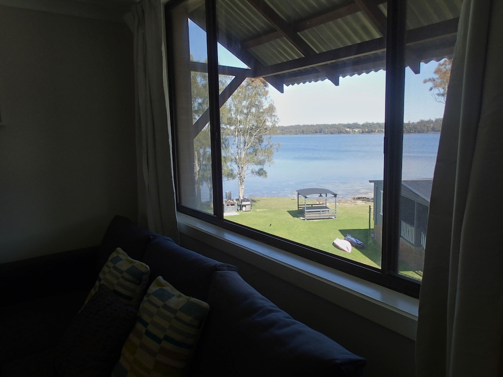 Dungowan Waterfront Apartments