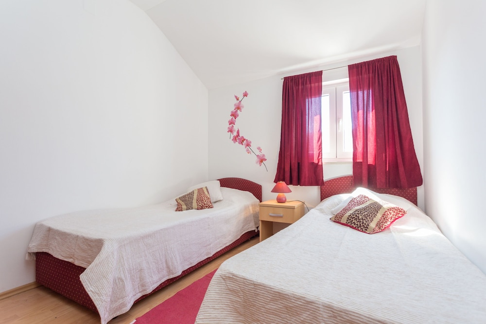 Burum Apartments