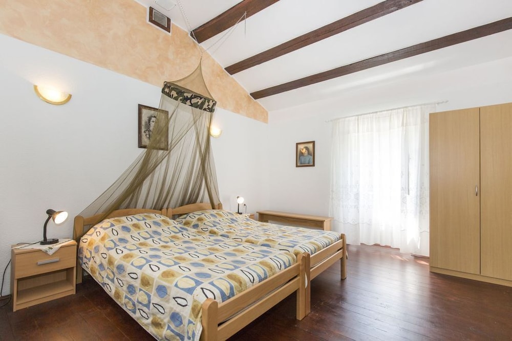 Apartment Justina-Labin-quiet place view 2