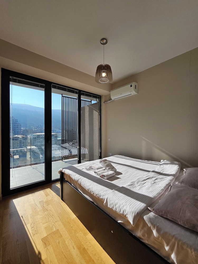 Archi chavchavadze one bedroom
